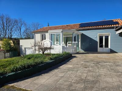 Maison - 240 m² - 10 pièces