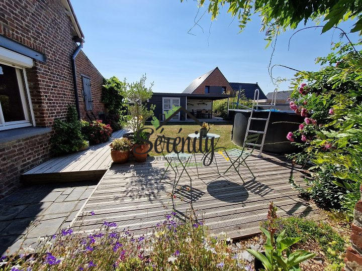 Maison - 159 m² - 9 pièces