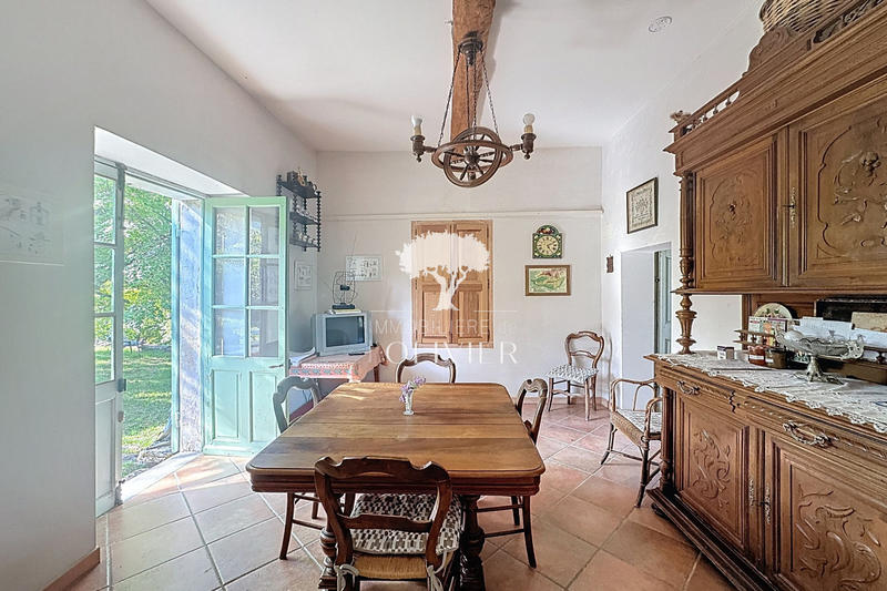 Propriété - 115 m² - 5 pièces