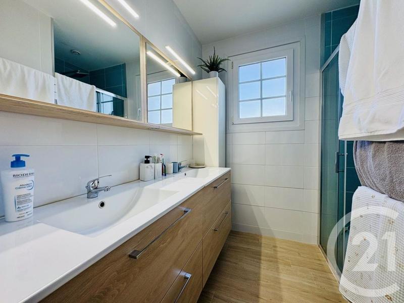 Maison - 110 m² - 6 pièces