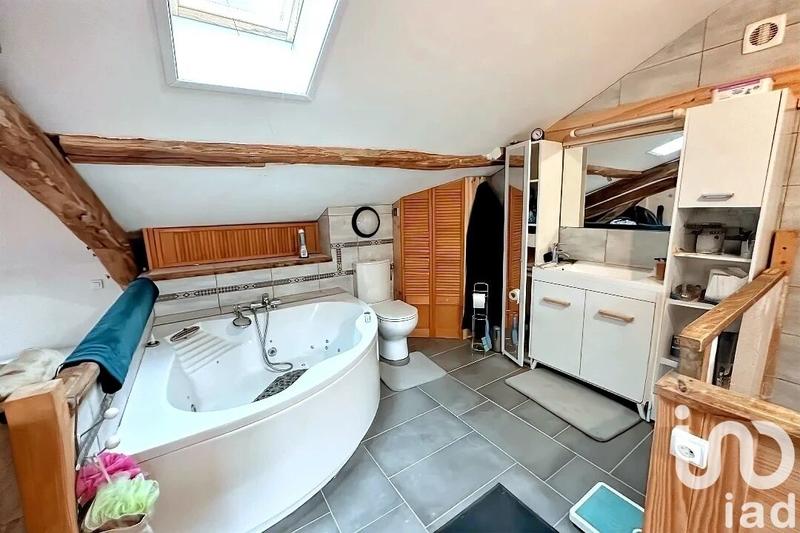 Maison de village - 90 m² - 4 pièces