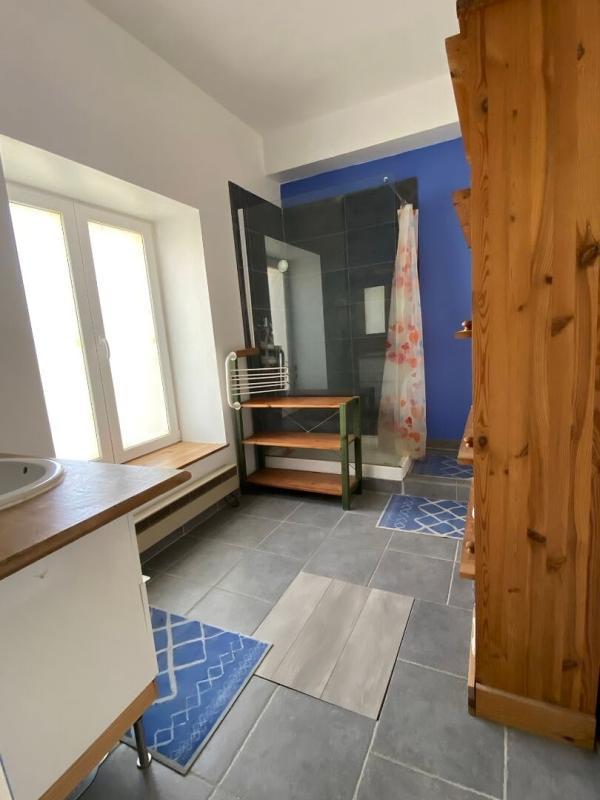 Maison - 180 m² - 5 pièces