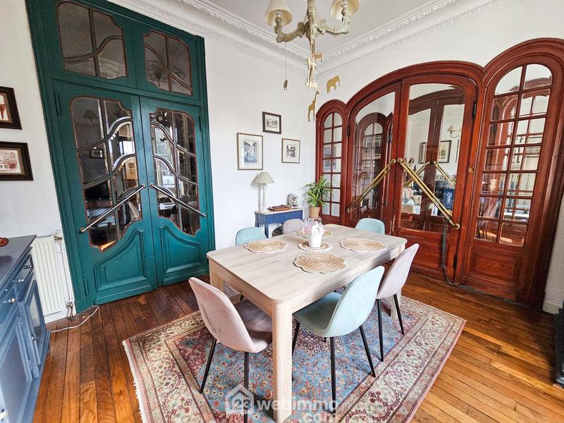 Maison de maîtres - 340 m² - 14 pièces