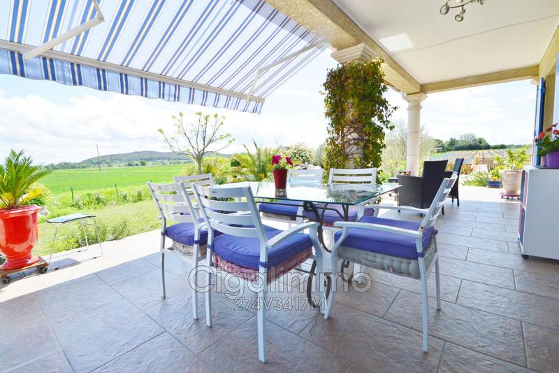 Villa - 206 m² - 6 pièces