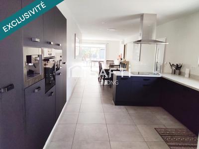 Maison - 150 m² - 5 pièces