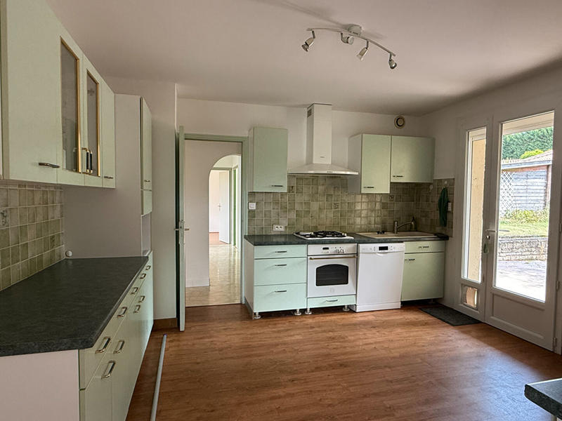 Maison - 168 m² - 7 pièces