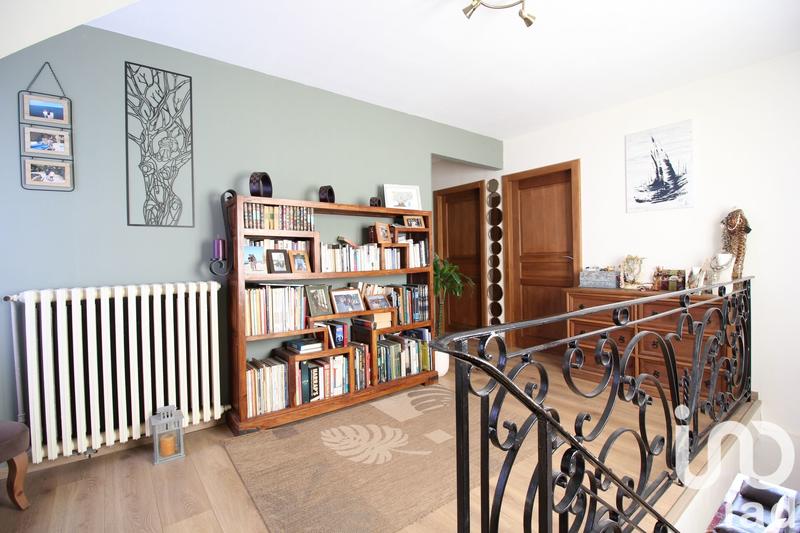 Maison - 390 m² - 10 pièces