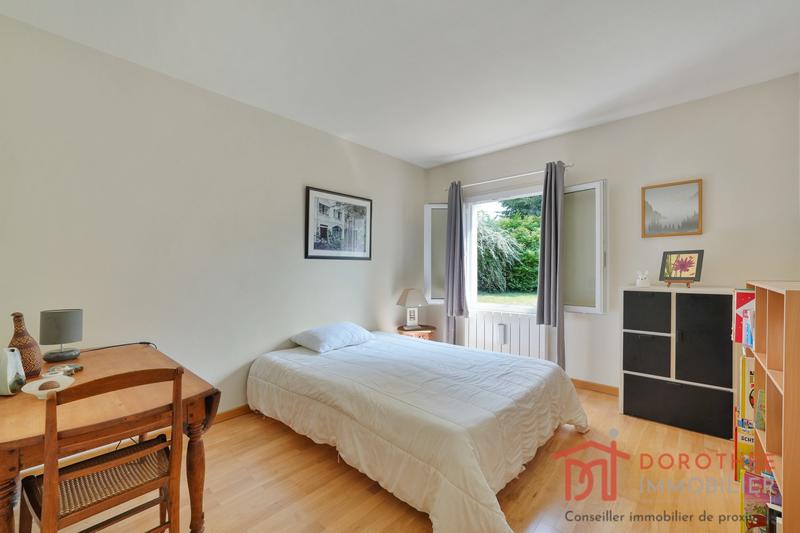 Maison - 141 m² - 8 pièces