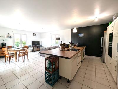 Maison - 115 m² - 6 pièces
