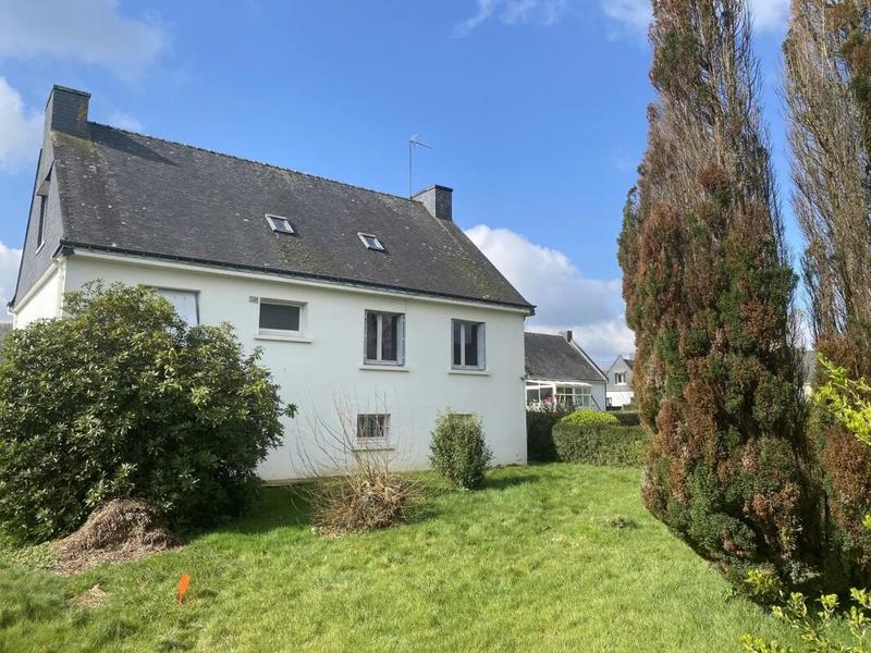 Maison - 88 m² - 6 pièces