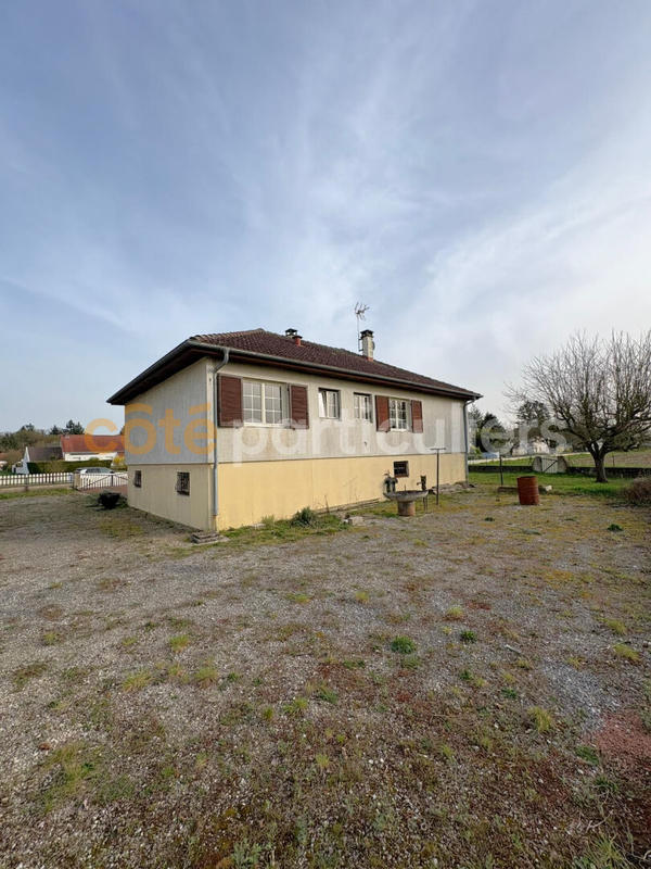 Maison - 93 m² - 5 pièces