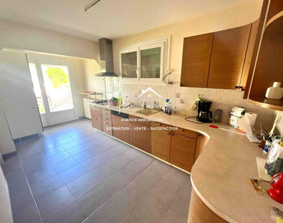 Maison - 86 m² - 5 pièces