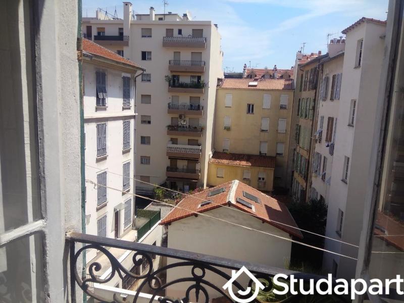 Chambre - 14 m² - 1 pièce