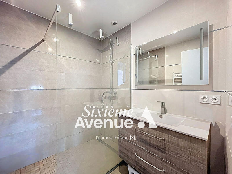 Appartement - 74 m² - 4 pièces