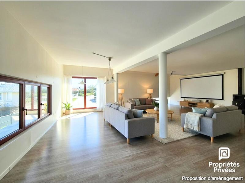 Maison - 279 m² - 6 pièces