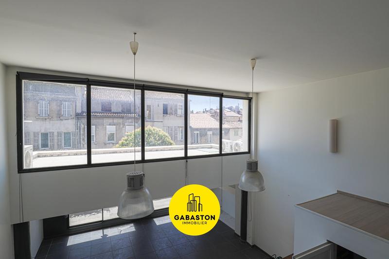 Appartement - 97 m² - 2 pièces