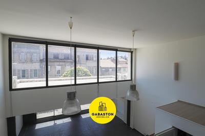 Appartement - 97 m² - 2 pièces