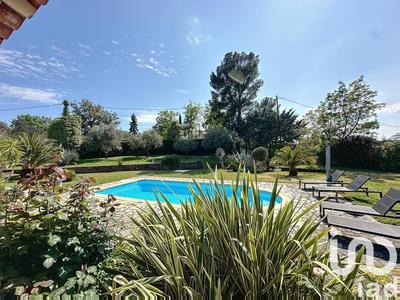 Maison - 189 m² - 7 pièces