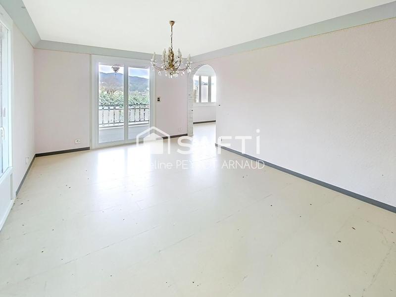 Maison - 92 m² - 4 pièces