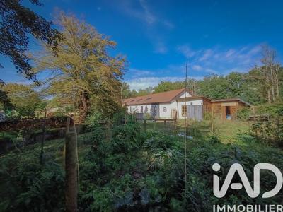 Maison - 245 m² - 6 pièces