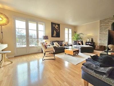 Pavillon - 162 m² - 9 pièces