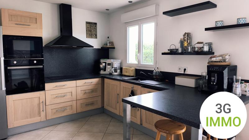 Maison - 140 m² - 6 pièces