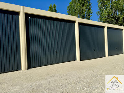 Parking / Garage - 15 m²