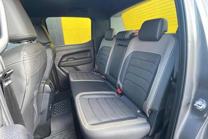 Volkswagen Amarok V6 240 Bva10 Aventura 4pl