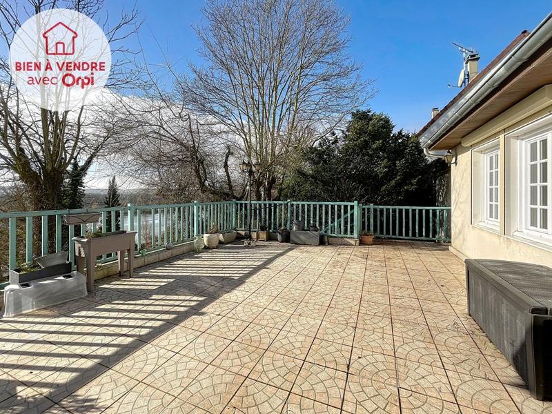 Maison - 197 m² - 8 pièces