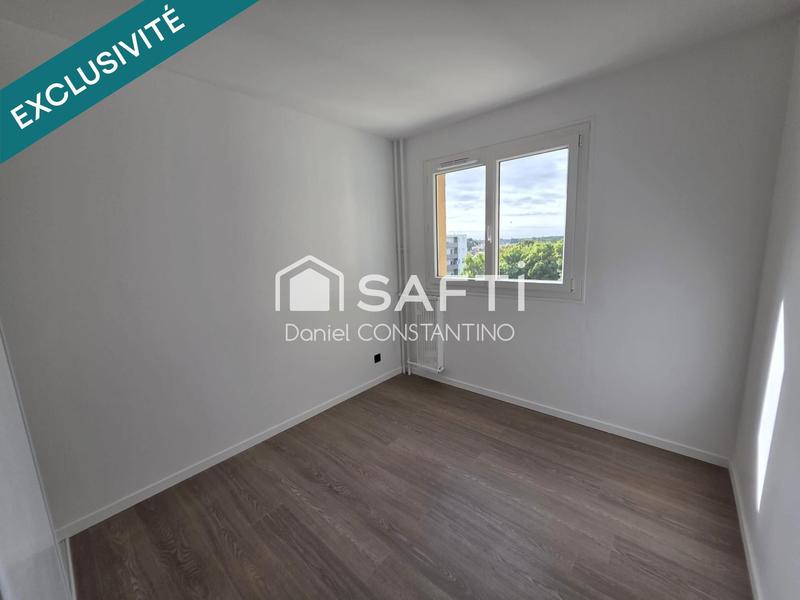 Appartement - 90 m² - 5 pièces