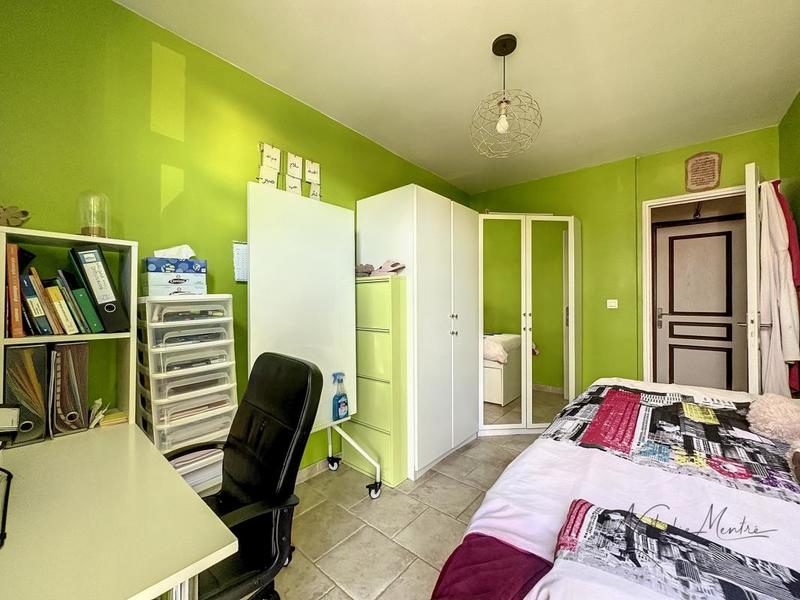 Appartement - 79 m² - 4 pièces