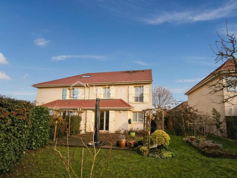 Maison - 84 m² - 4 pièces