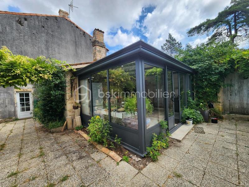 Maison en pierre - 250 m² - 7 pièces