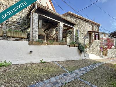 Maison - 90 m² - 5 pièces