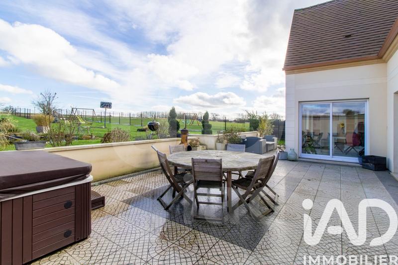 Maison - 160 m² - 6 pièces