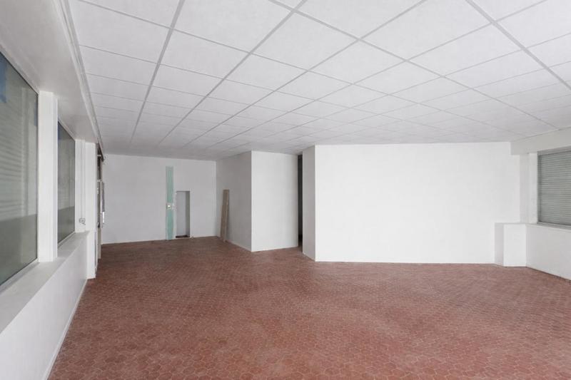 Local commercial - 81 m² - 2 pièces