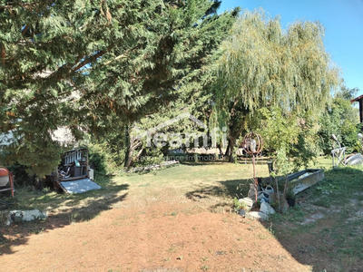 Maison - 90 m² - 3 pièces