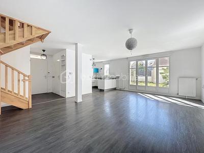 Maison - 132 m² - 7 pièces