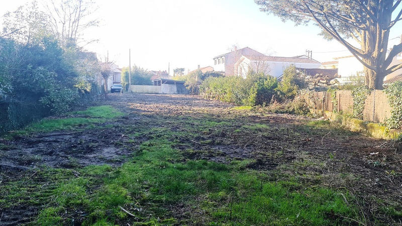 Terrain constructible - 472 m²