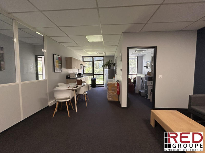 Bureau - 300 m²