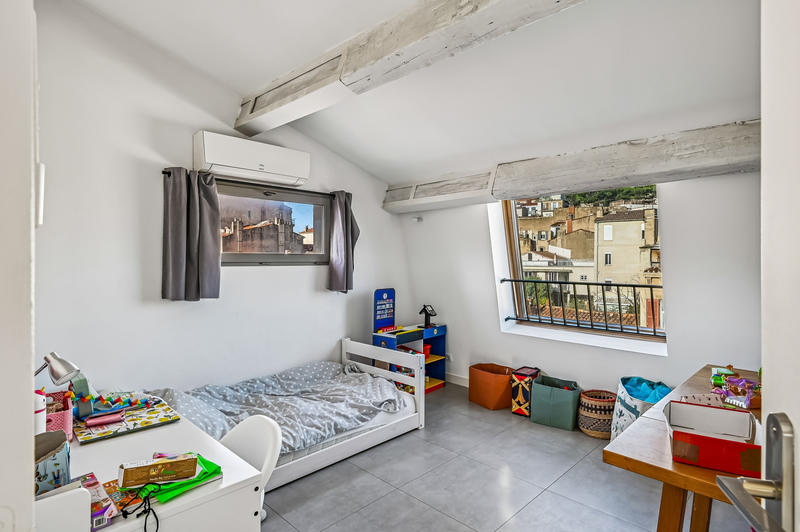 Duplex - 114 m² - 5 pièces