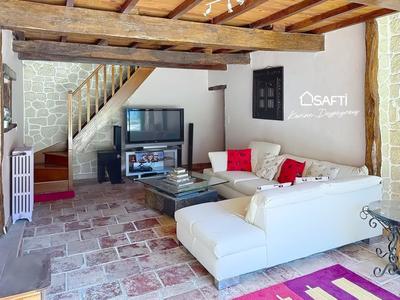 Maison - 144 m² - 4 pièces