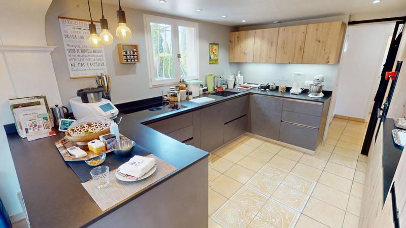 Villa - 163 m² - 6 pièces