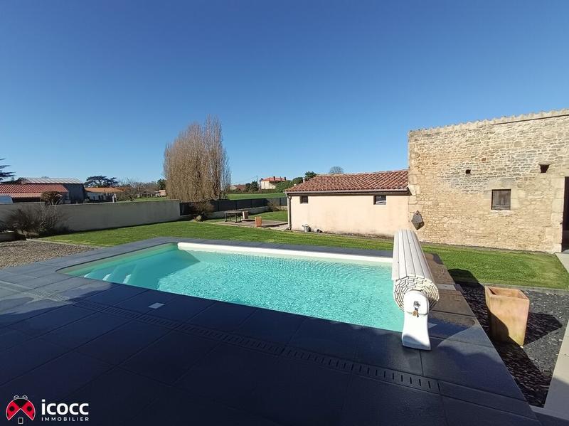 Maison - 172 m² - 5 pièces