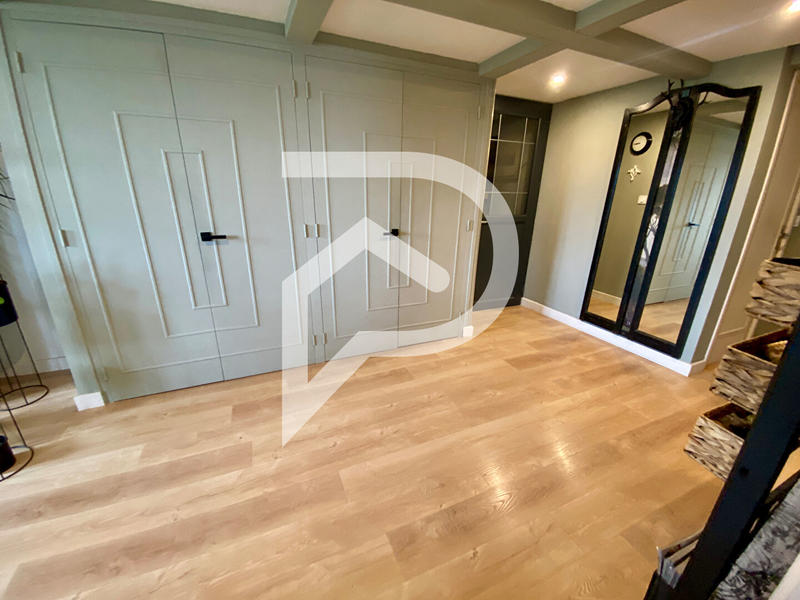 Appartement - 103 m² - 4 pièces