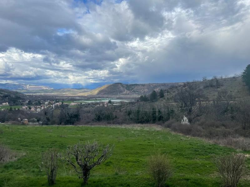 Terrain constructible - 6 408 m²