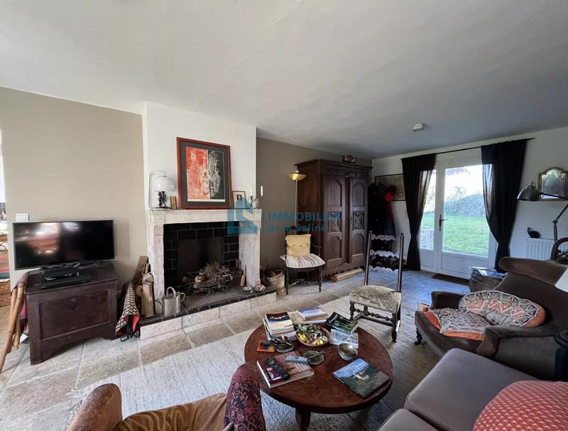 Maison - 149 m² - 8 pièces