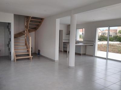 Maison - 104 m² - 5 pièces