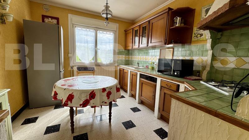 Maison - 139 m² - 7 pièces