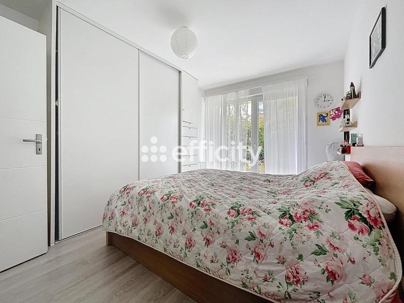 Appartement - 90 m² - 4 pièces